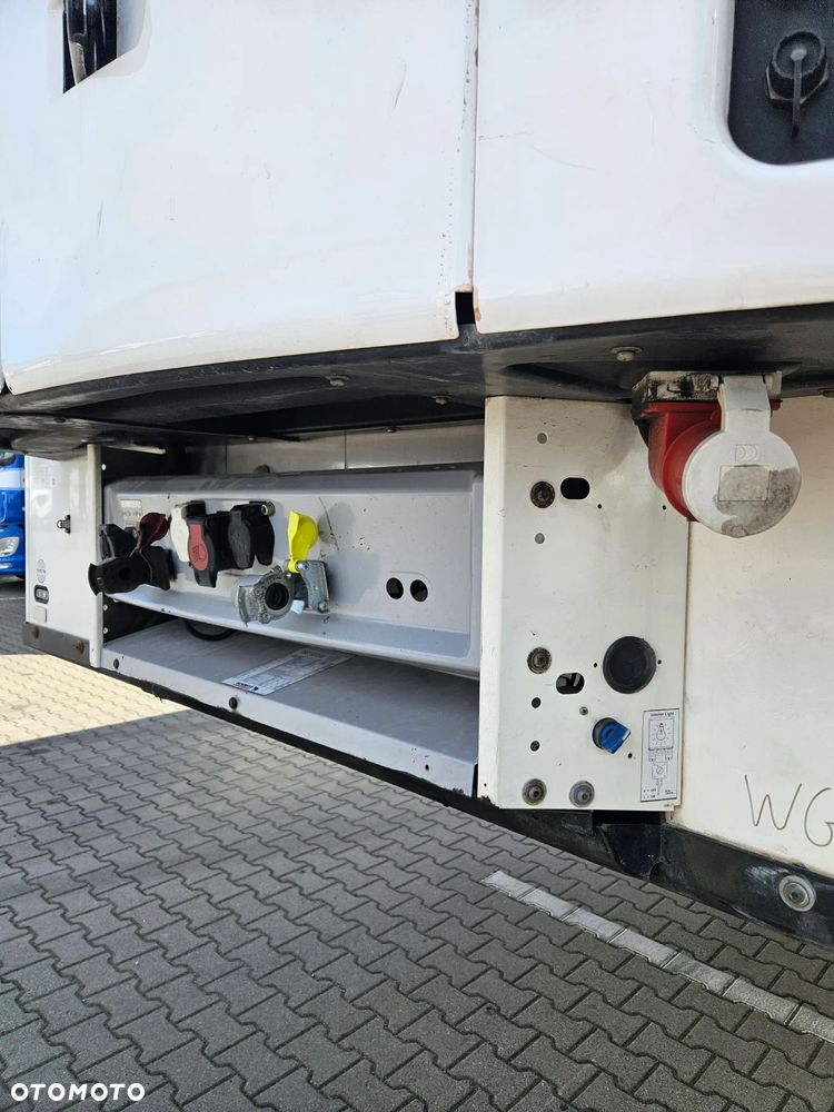 Schmitz Cargobull SCB S3B STOCK 33216 - 17
