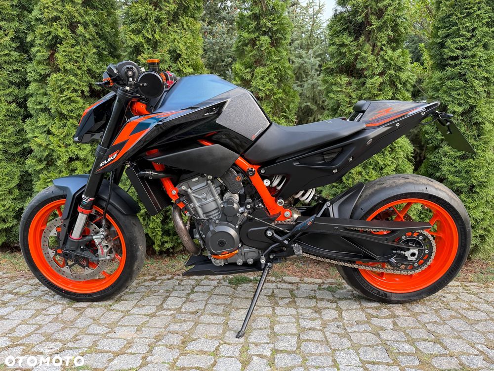 KTM Duke - 19