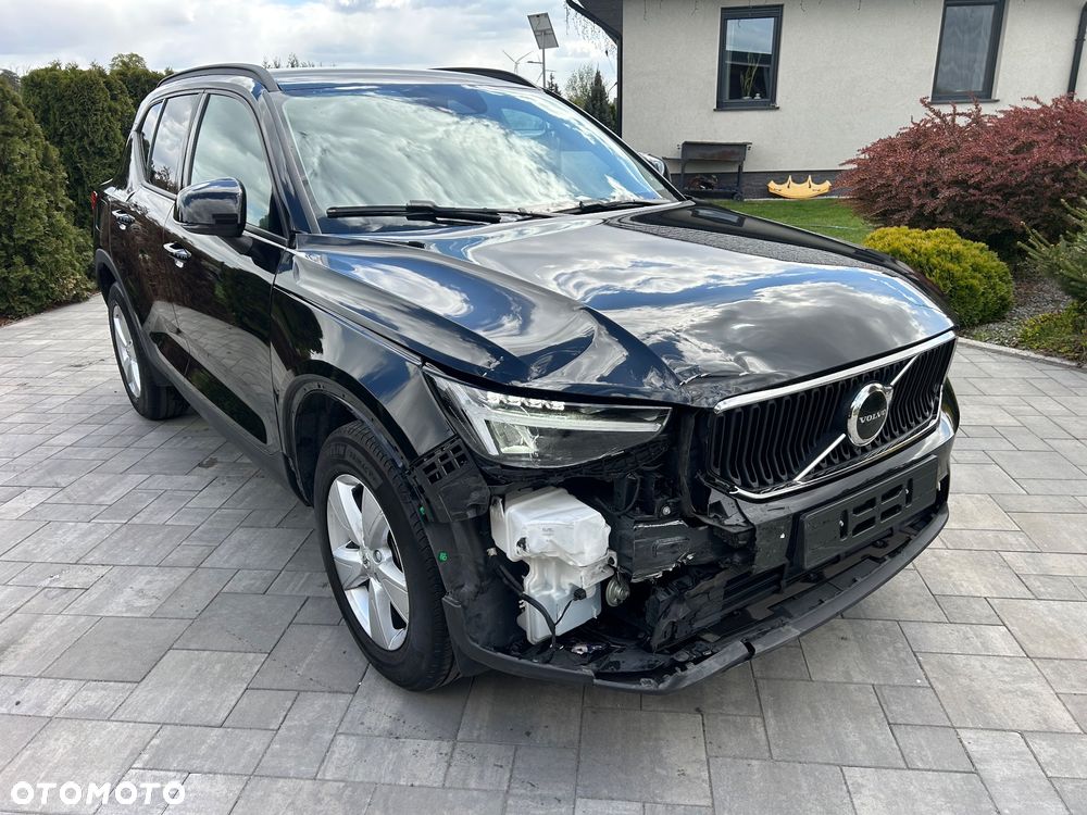 Volvo XC 40 T2 Essential - 4
