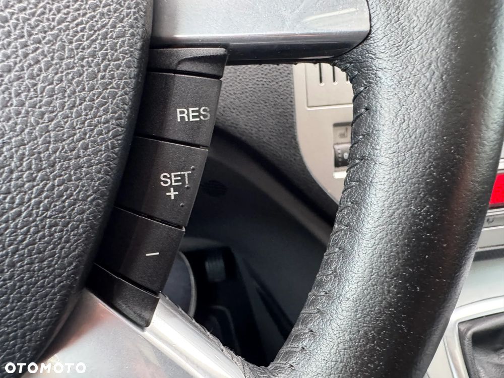 Ford Kuga 2.0 TDCi 4x4 Titanium - 19