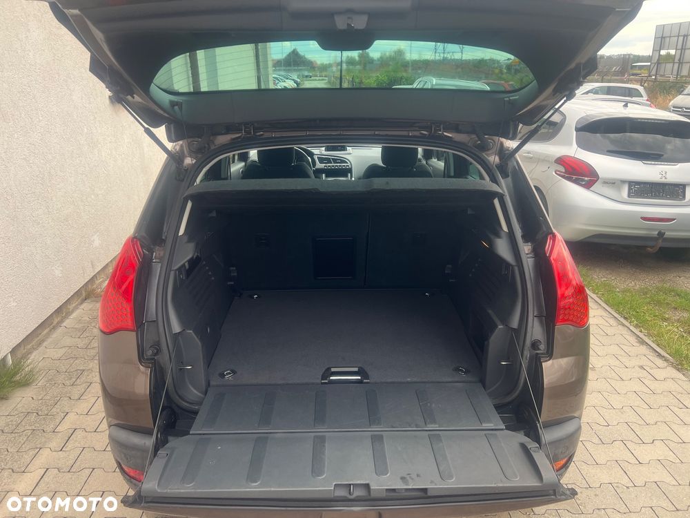 Peugeot 3008 1.6 HDi Style - 17