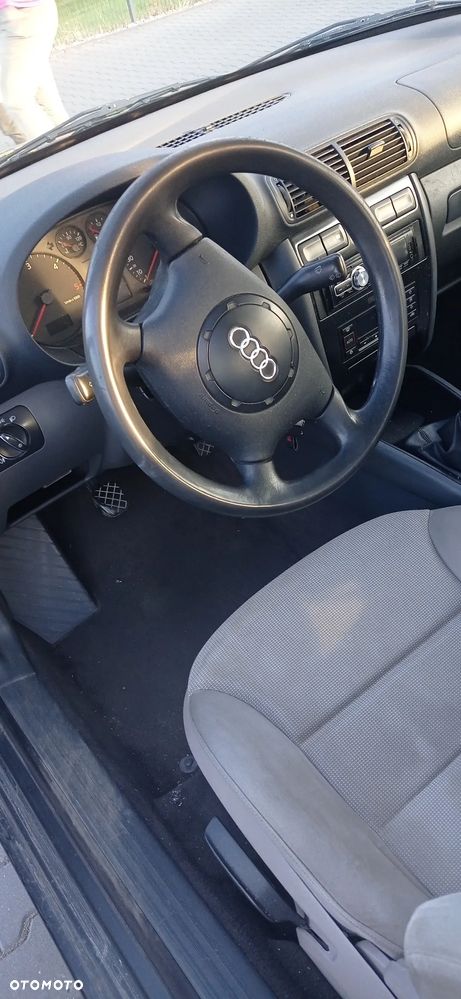 Audi A3 3-drzwiowe 1.9 TDI Ambiente - 8