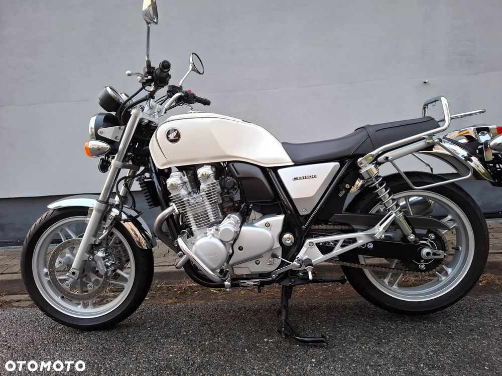 Honda CB - 4
