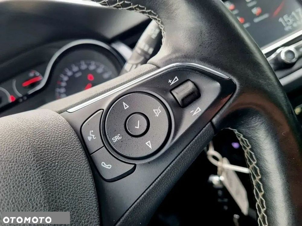 Opel Crossland X - 17