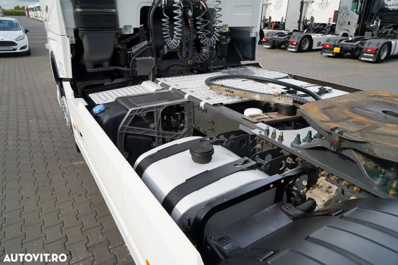 Volvo FH 460 / SISTEM HIDRAULIC / CABINĂ JOSĂ / ANVELOPE 100% / 2018 / IMPORTAT - 13