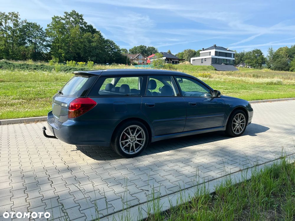 Subaru Legacy - 9