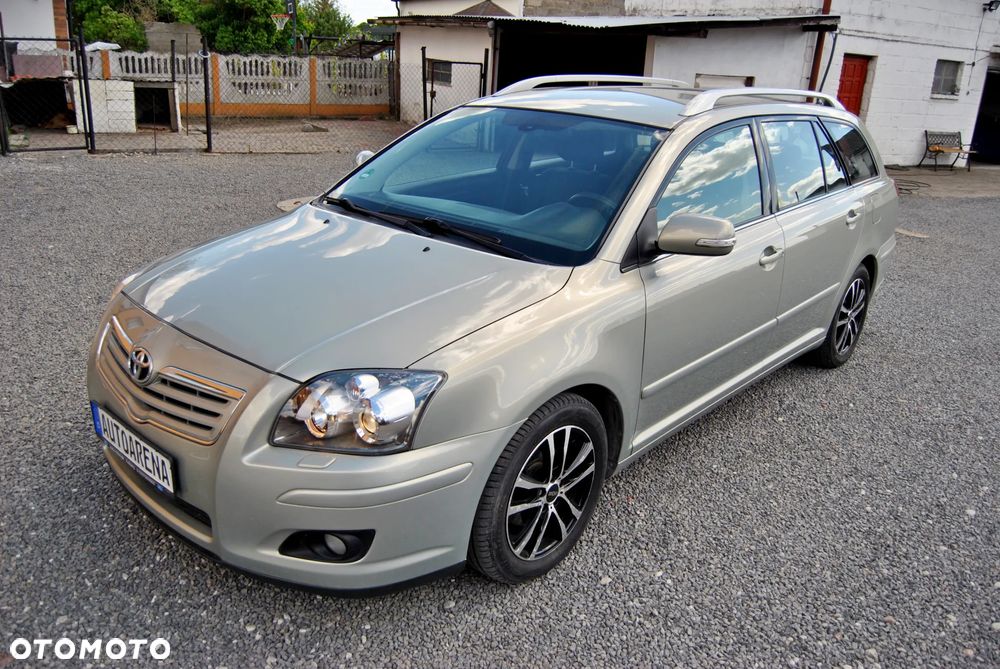 Toyota Avensis 1.8 VVT-i Sol - 12