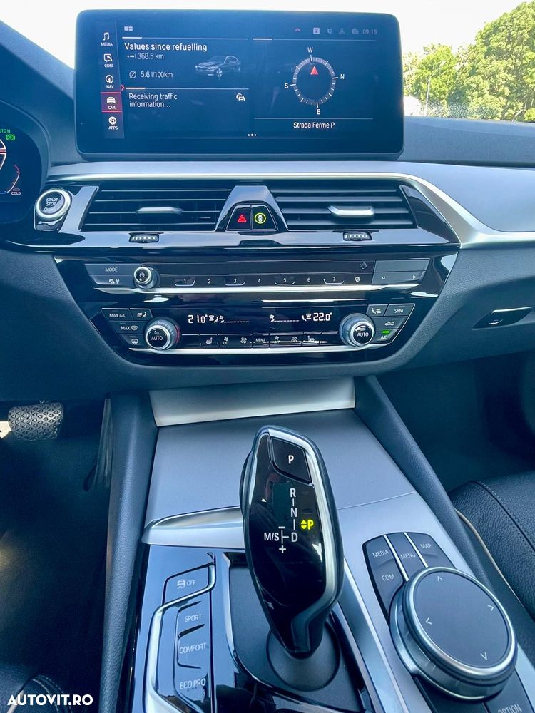BMW Seria 5 518d Aut. Luxury Line - 10