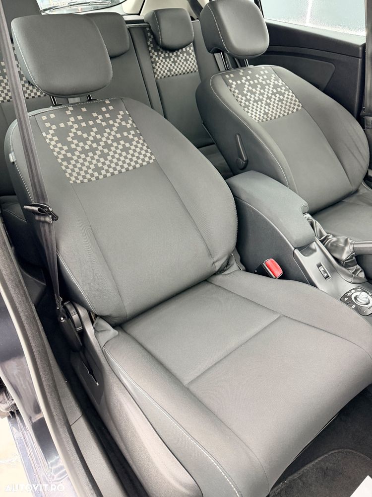 Renault Megane dCi 110 FAP LIMITED - 20