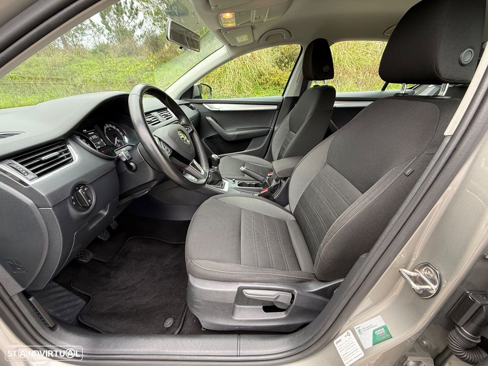 Skoda Octavia 1.6 TDI Ambition - 15
