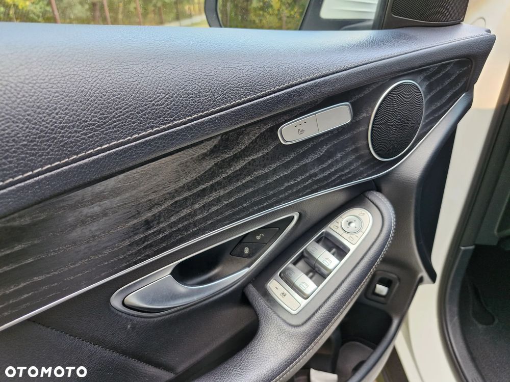 Mercedes-Benz GLC 220 d 4Matic 9G-TRONIC - 15