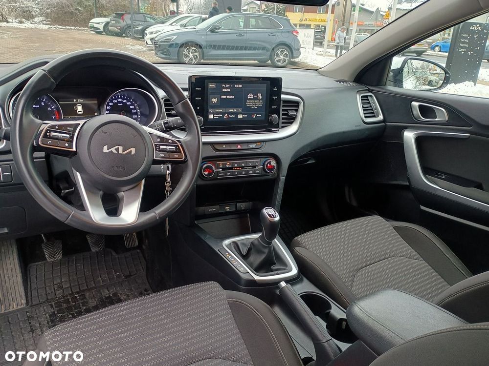 Kia Ceed 1.5 T-GDI M - 15