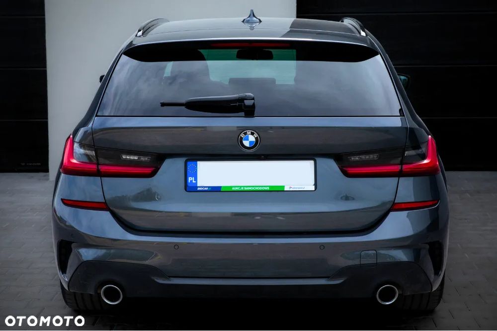 BMW Seria 3 320d - 5