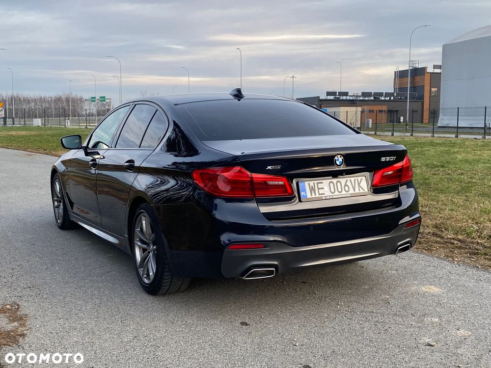 BMW Seria 5 530i xDrive M Sport sport - 7