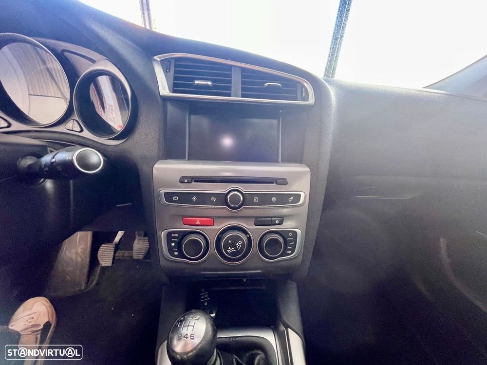 Citroën C4 1.6 BlueHDi Live - 9