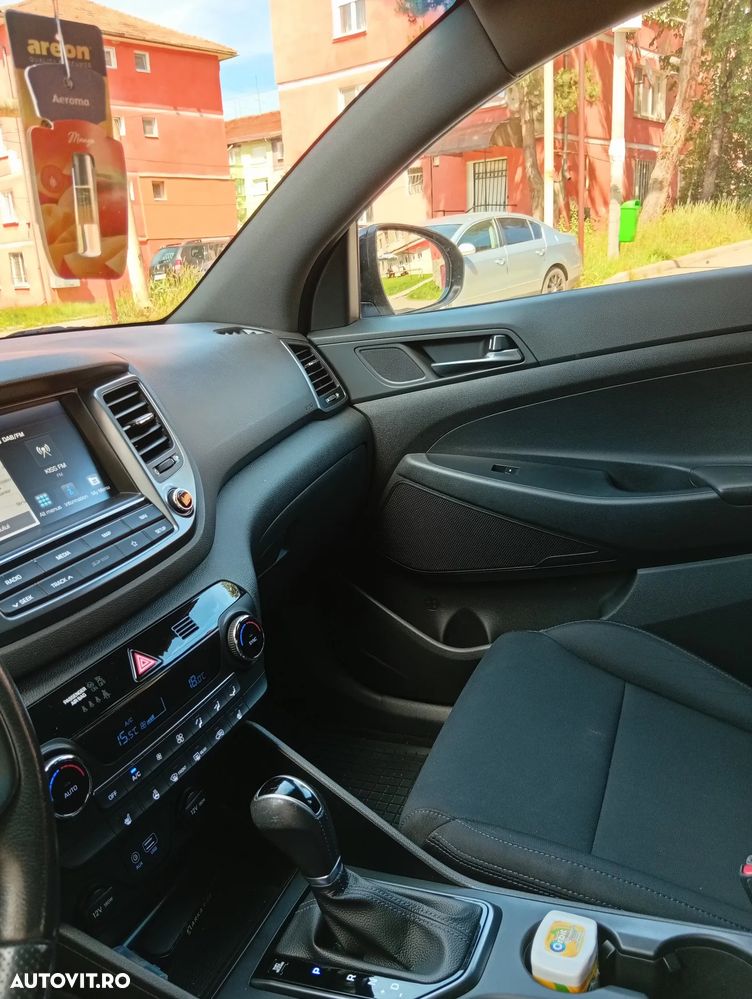 Hyundai Tucson blue 2.0 CRDi 4WD Aut. Premium - 9