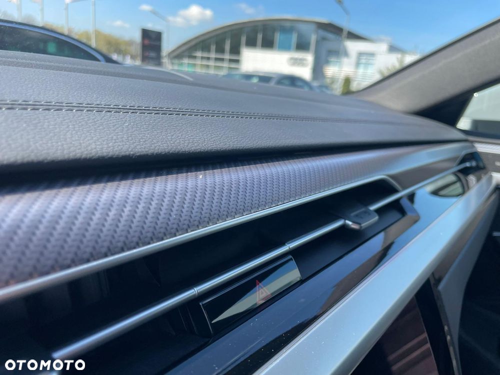 Volkswagen Arteon 2.0 TDI R-Line DSG - 23