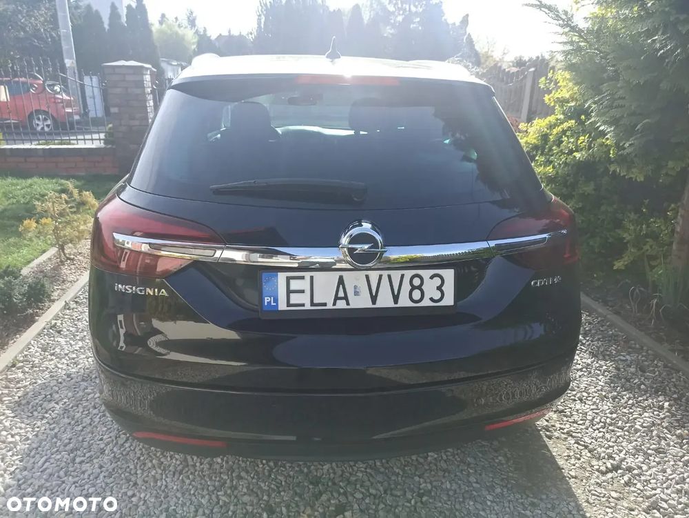 Opel Insignia - 8