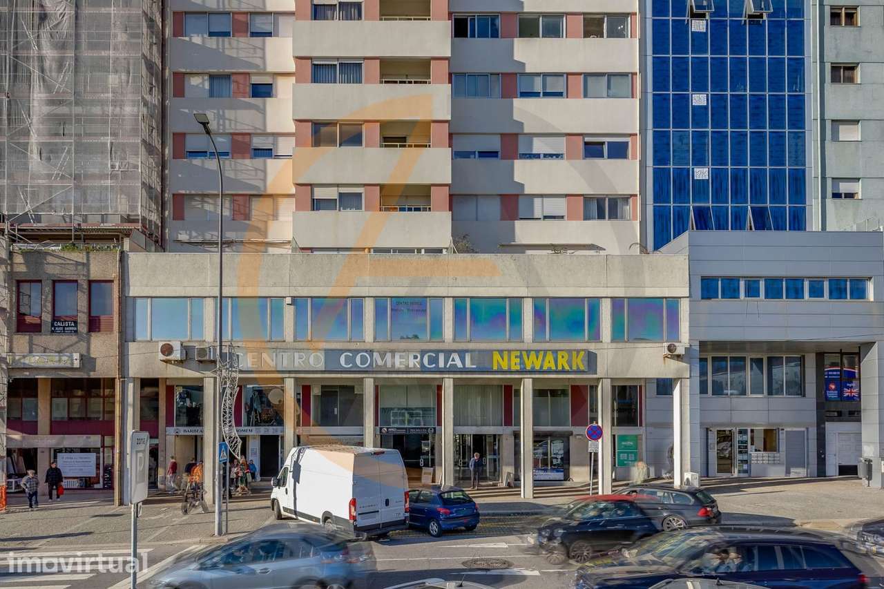 2 Lugares de Garagem | Matosinhos - Grande imagem: 2/11