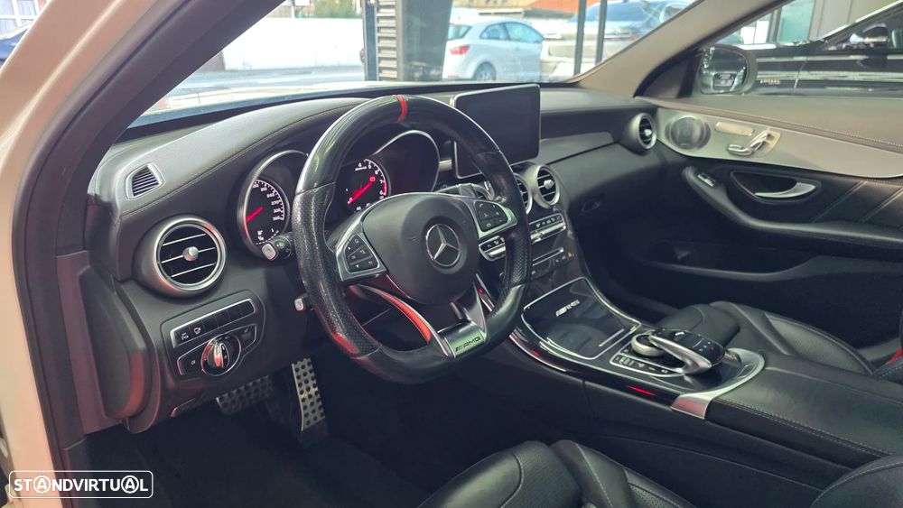 Mercedes-Benz C 63 AMG Standard - 13