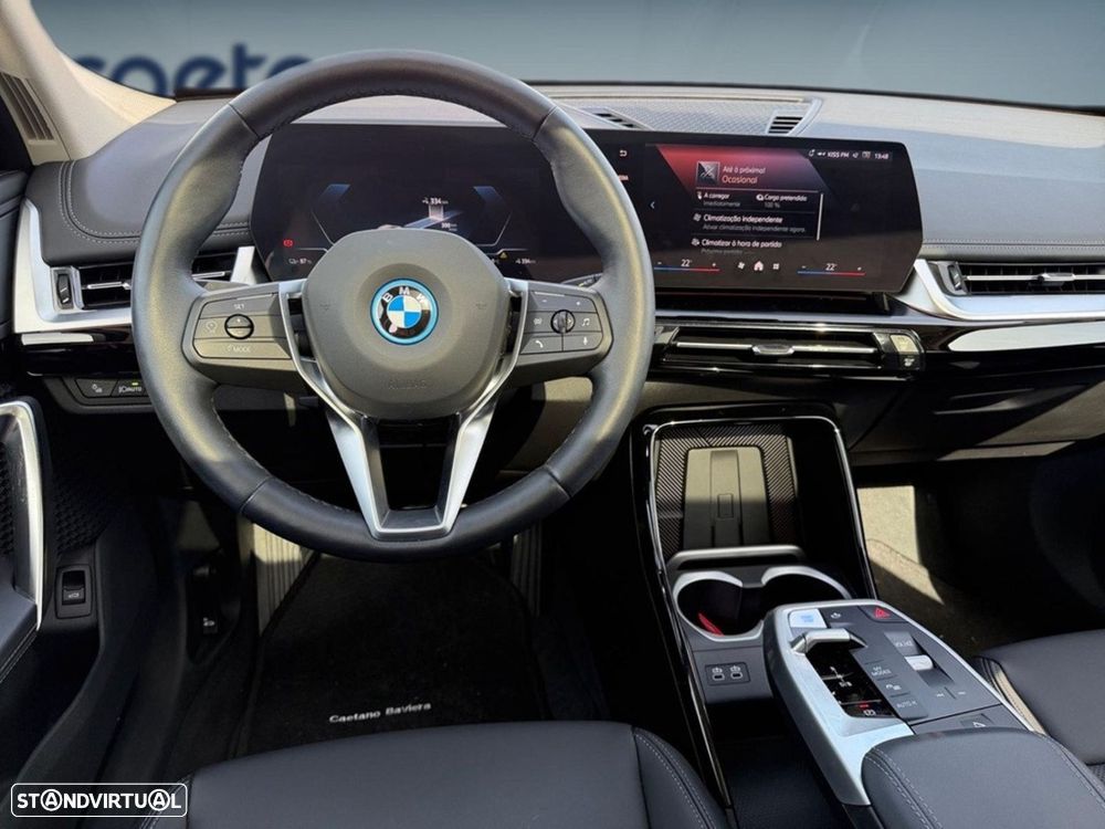 BMW ix1 eDrive20 xLine - 12