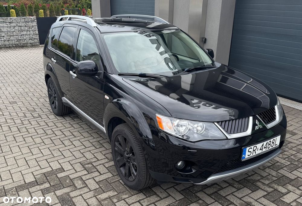 Mitsubishi Outlander - 12