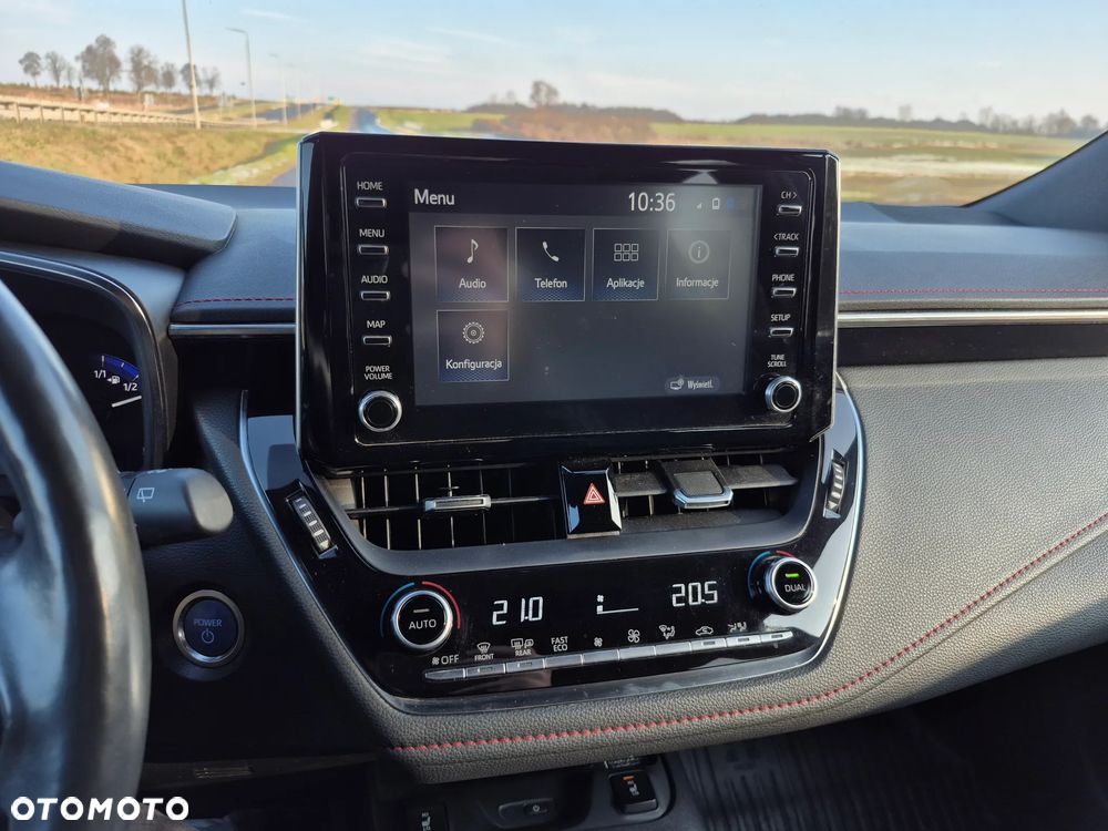 Toyota Corolla 1.8 Hybrid Selection - 10