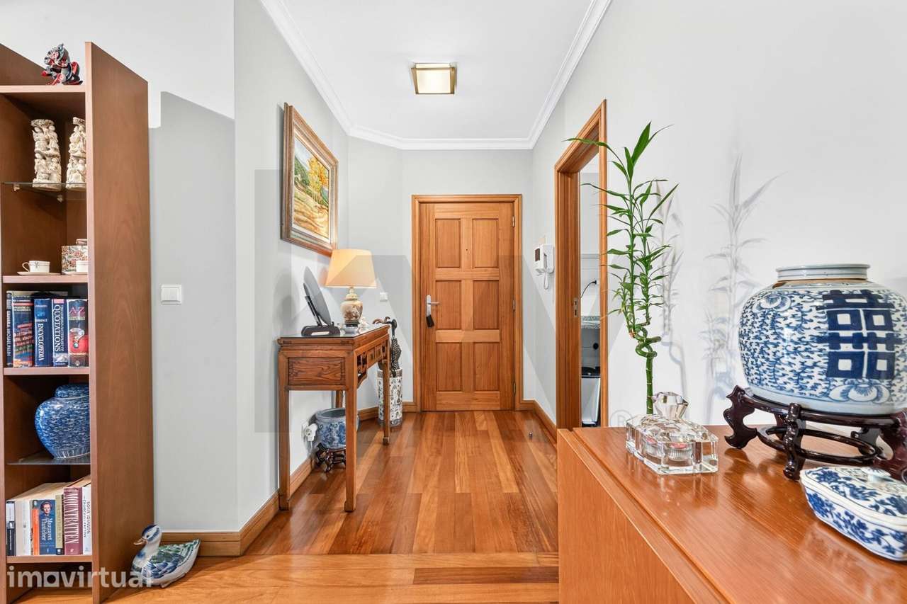 Apartamento T3 no Edifício Praça Das Madalenas! - Grande imagem: 5/27