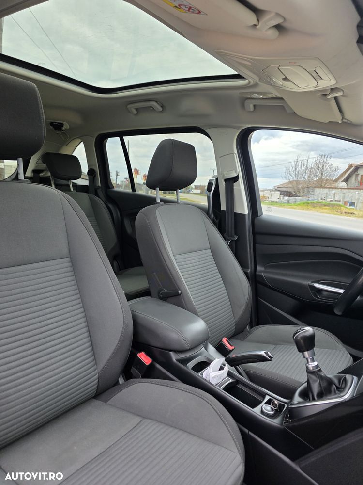 Ford Grand C-Max ver-2-0-tdci-start--stopp--system-titanium - 4