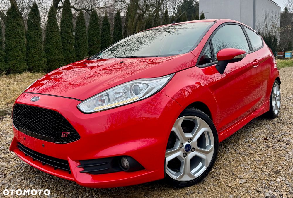 Ford Fiesta 1.6 EcoBoost mit Leder-Sport-Paket ST - 1