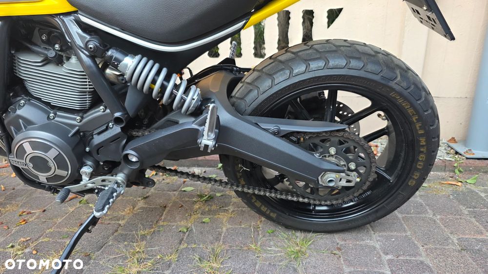 Ducati Scrambler - 17