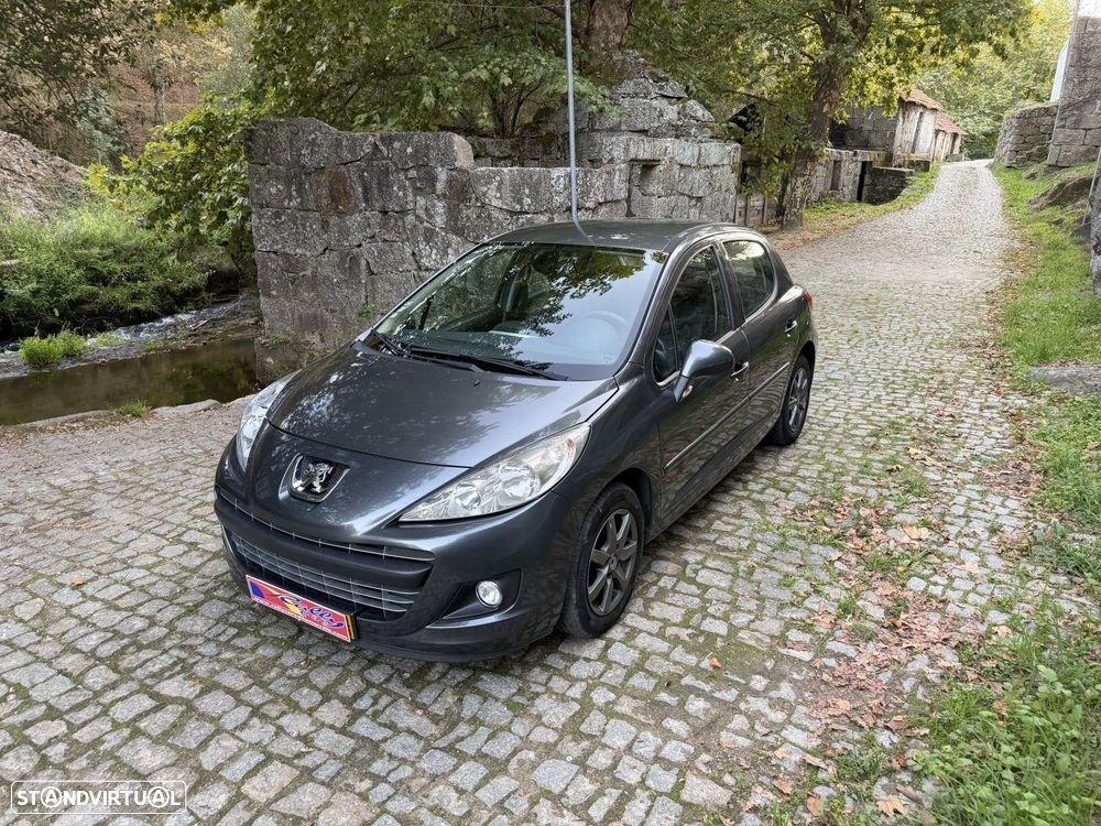 Peugeot 207 1.4 HDi Allure - 3