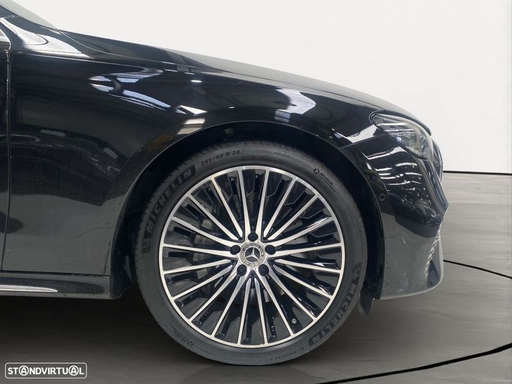 Mercedes-Benz E 300 - 6