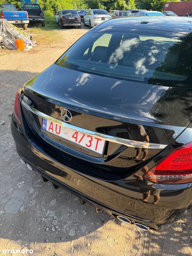 Mercedes-Benz Klasa C 300 4MATIC 9G-TRONIC - 2