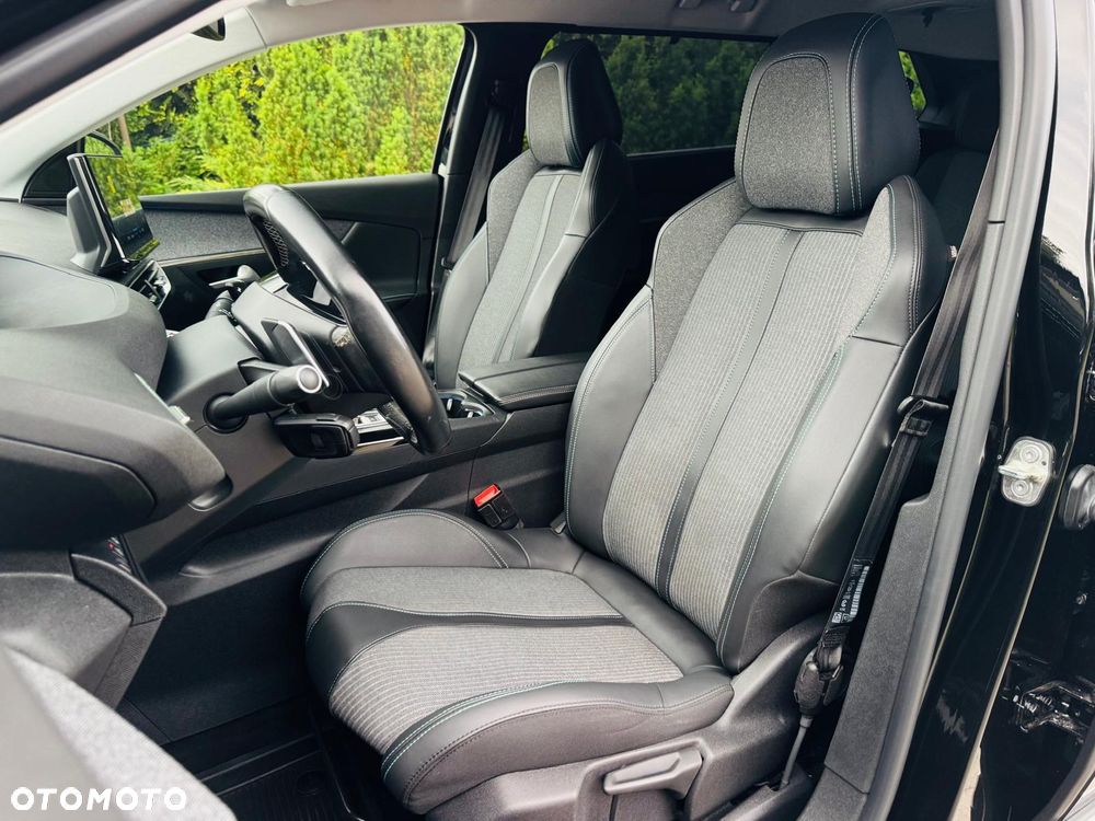 Peugeot 5008 2.0 BlueHDi Allure Pack S&S EAT8 - 27