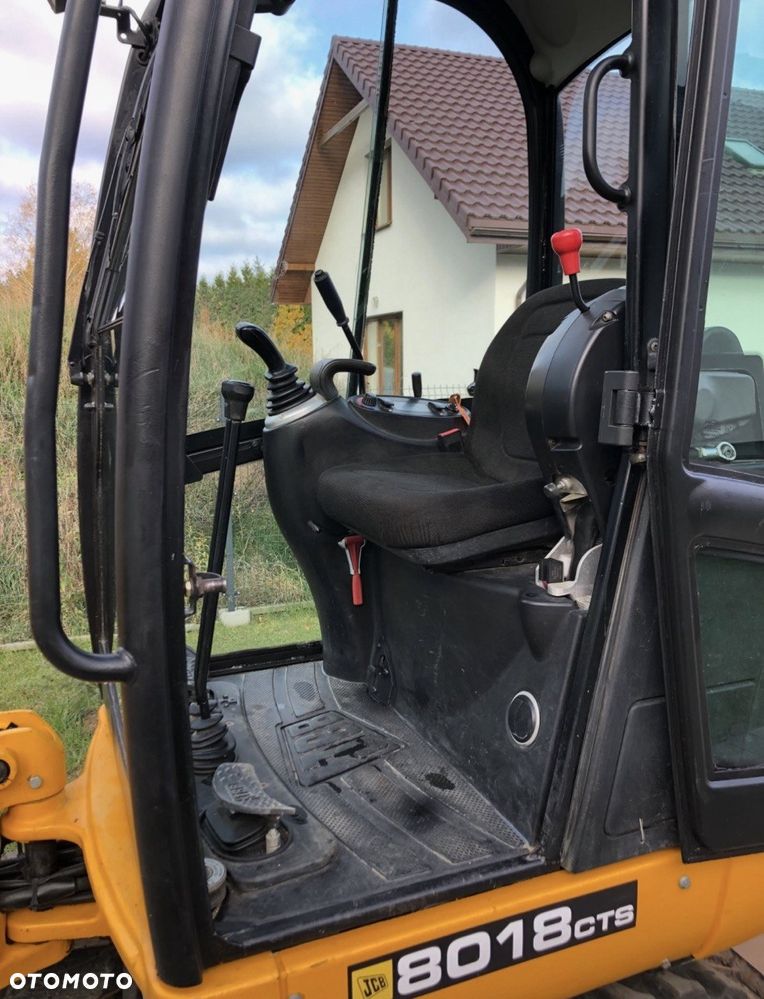 JCB 8018 - 5
