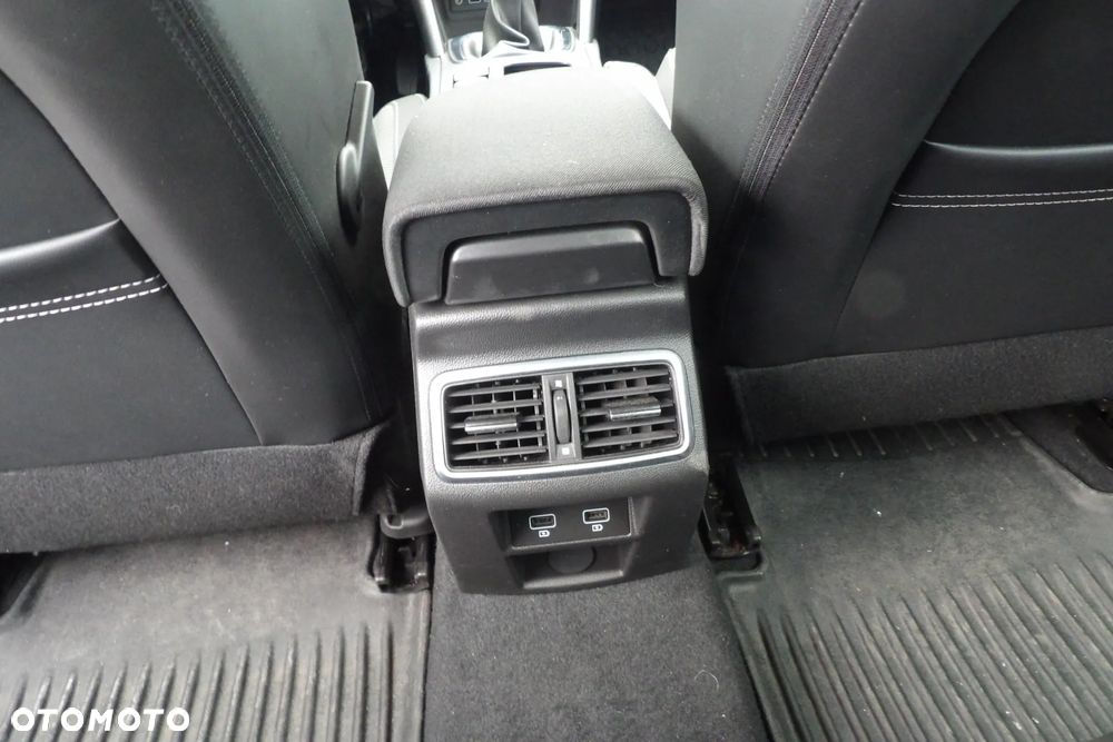 Renault Megane 1.3 TCe FAP Equilibre - 13