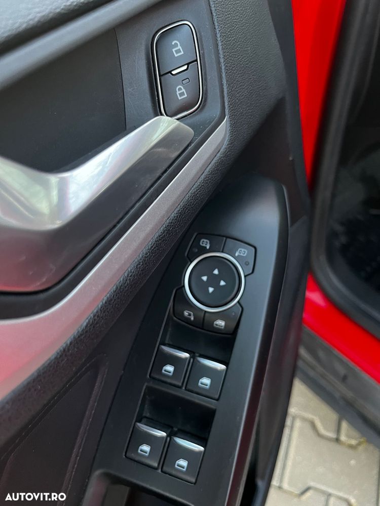 Ford Focus 1.0 EcoBoost Titanium - 8