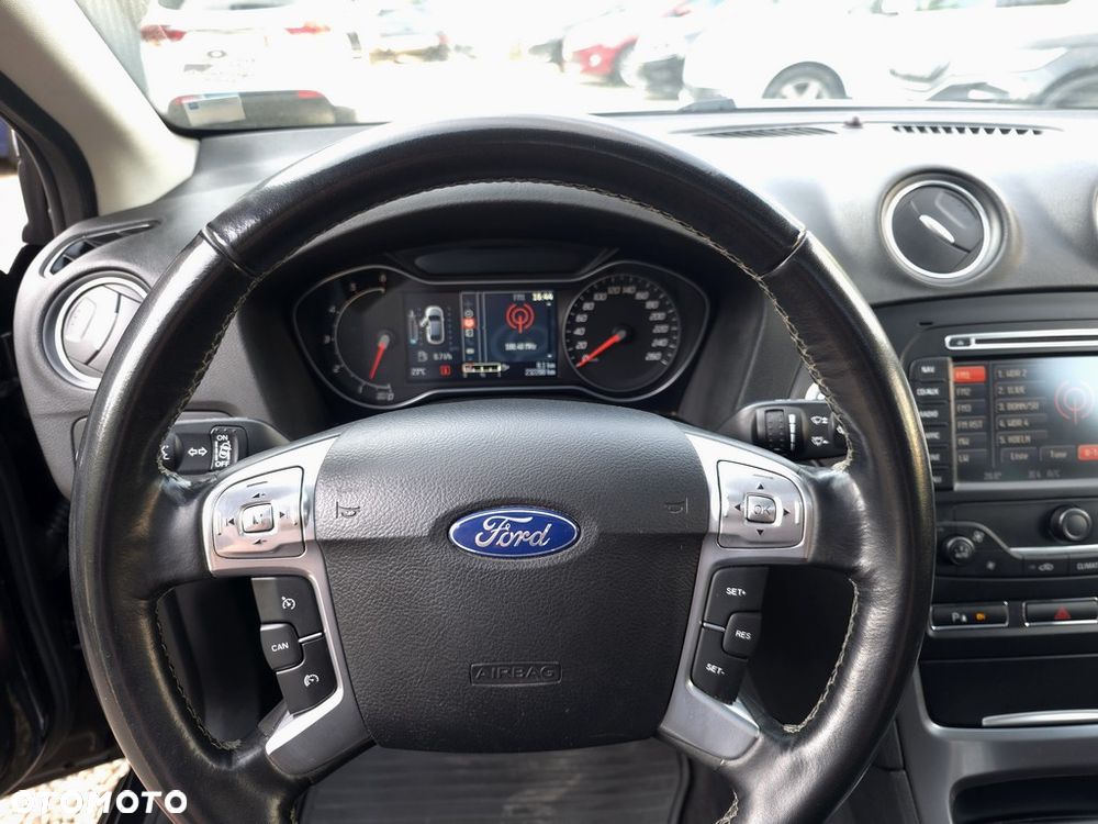Ford Mondeo 2.0 TDCi Titanium - 21