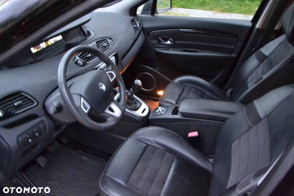 Renault Grand Scenic Gr 1.4 16V TCE Privilege - 8