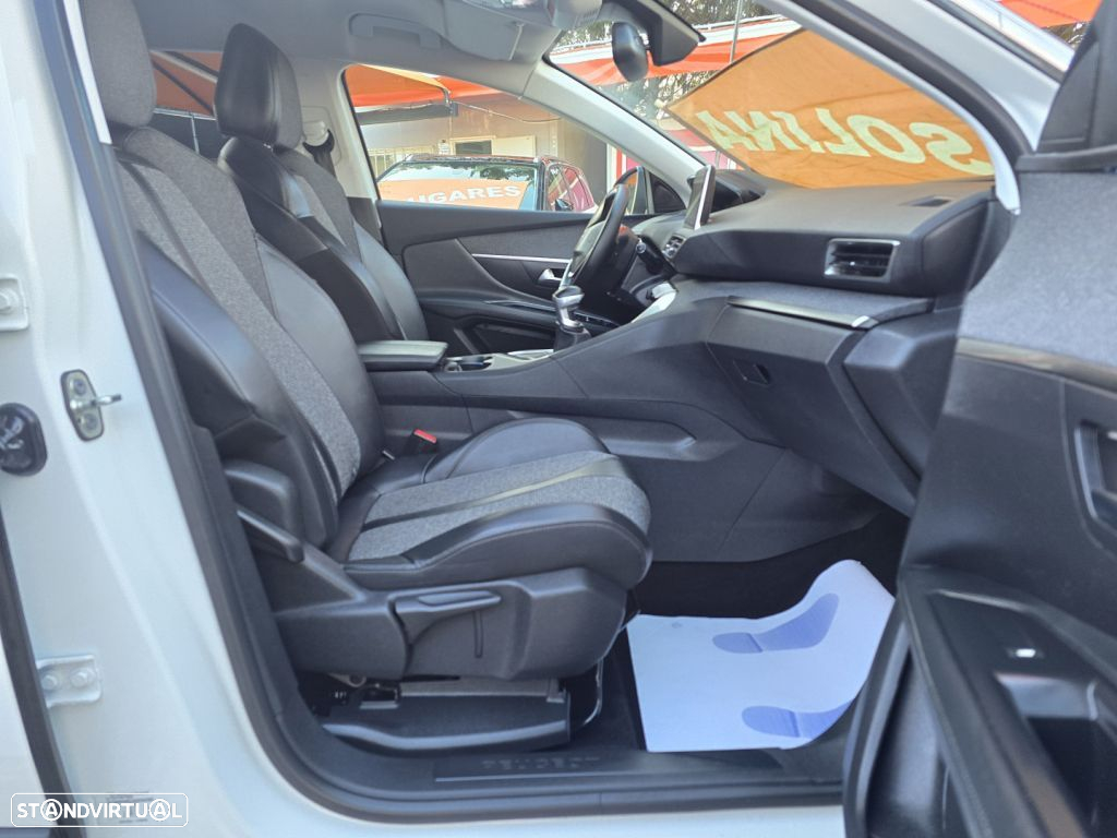 Peugeot 3008 1.2 PureTech Allure - 14