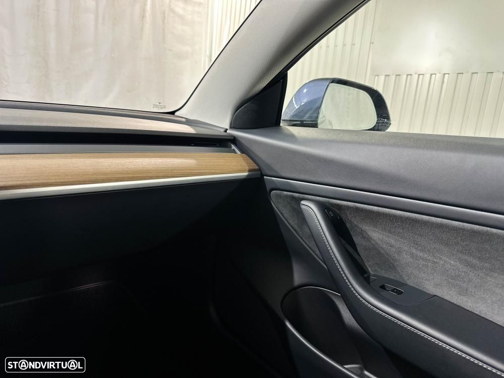 Tesla Model 3 Long Range AWD Dual Motor - 29