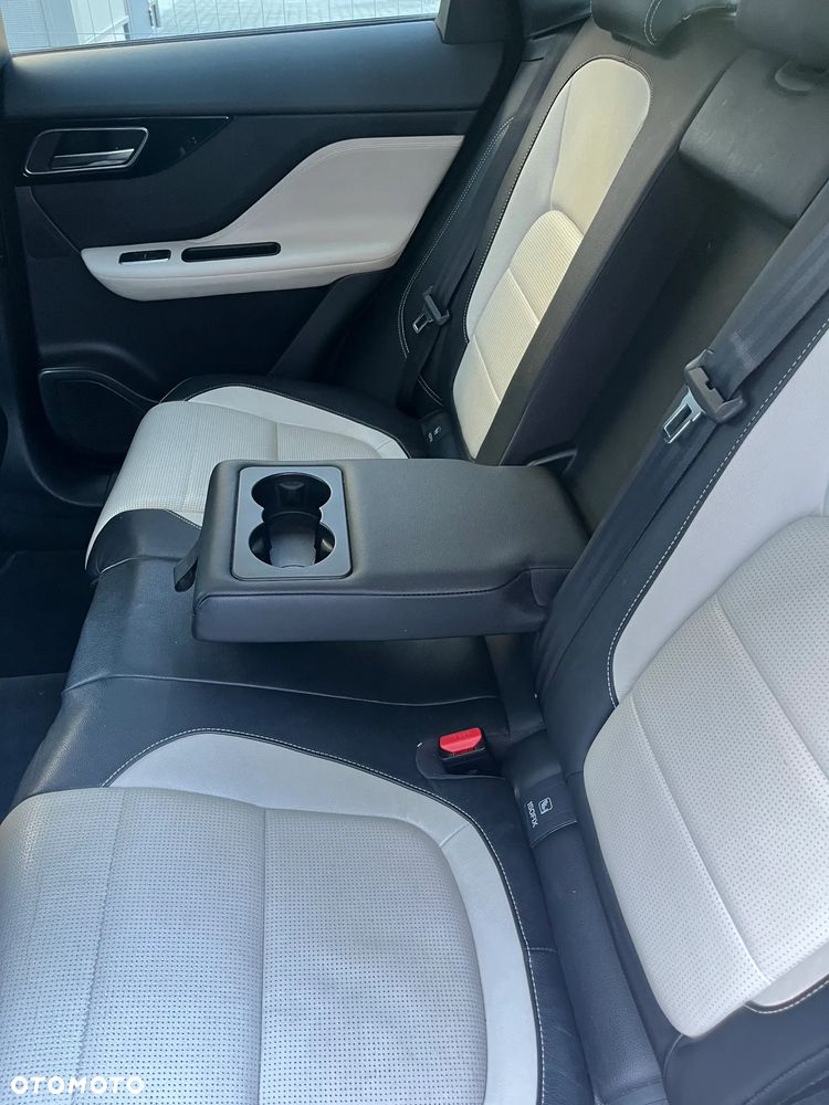 Jaguar F-Pace 3.0 TDV6 AWD First Edition - 10