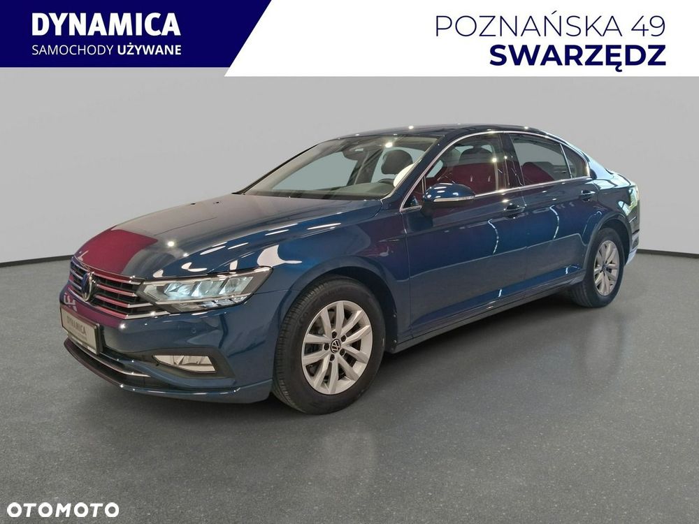 Volkswagen Passat - 4