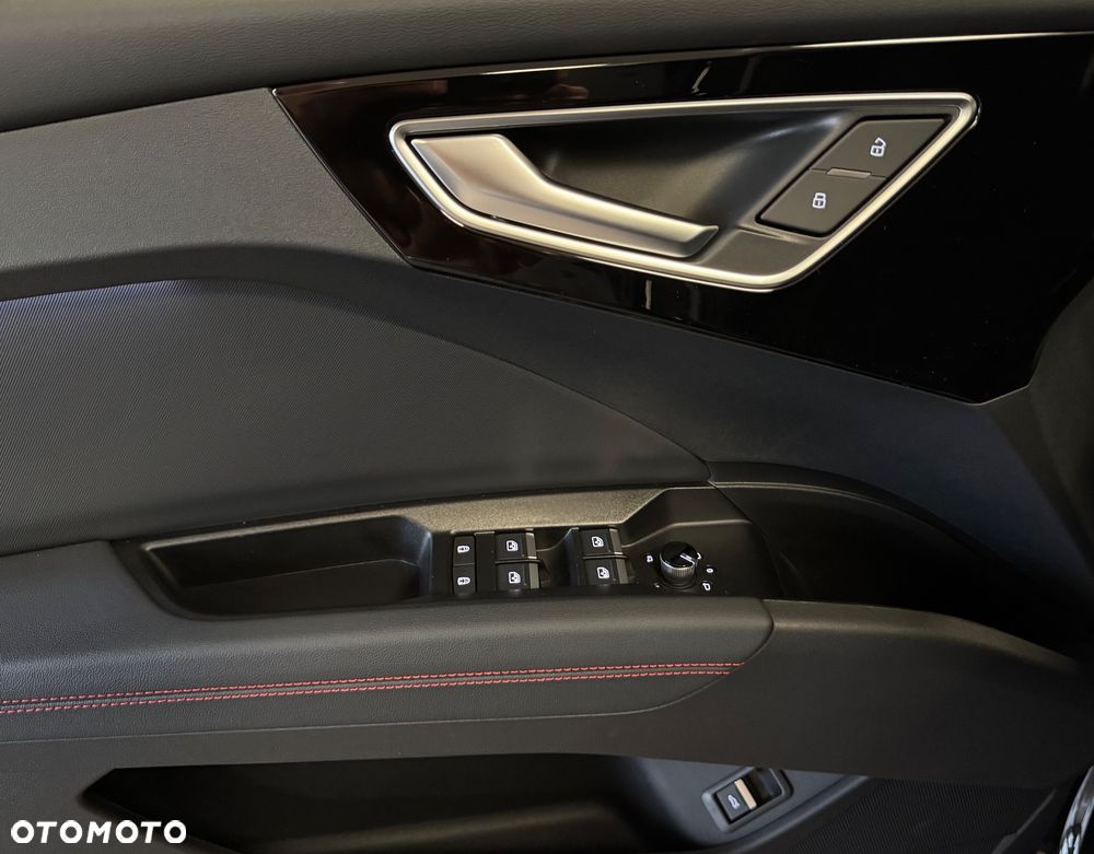 Audi Q4 e-tron 45 82kWh S Line Edition - 23