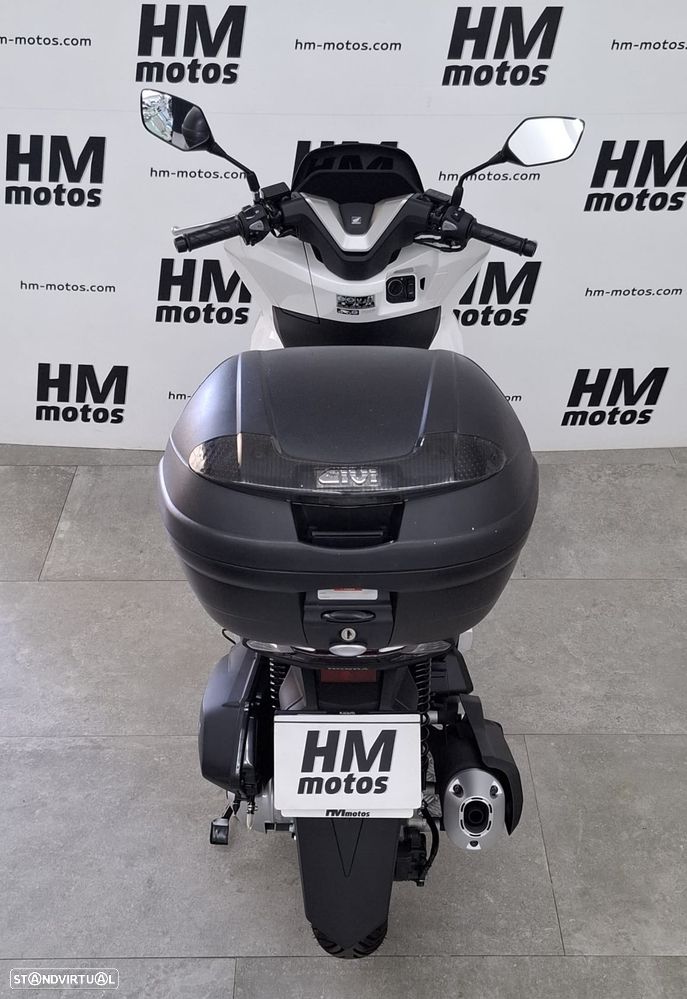 Honda PCX125 - 36 MESES DE GARANTIA DE FABRICA - 10