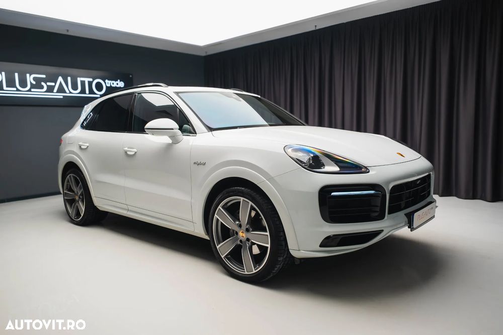 Porsche Cayenne E-Hybrid Tiptronic S Platinum Edition - 1