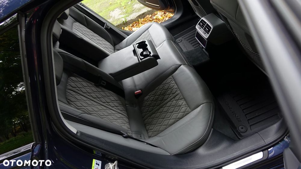 Audi S6 Avant - 12