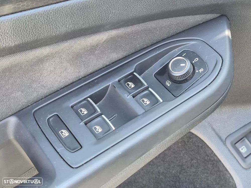 VW Golf 1.4 eHybrid OPF DSG GTE - 33