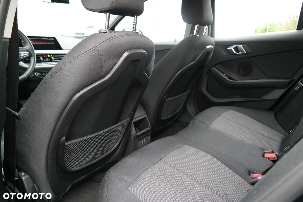 BMW Seria 1 118i Advantage - 11